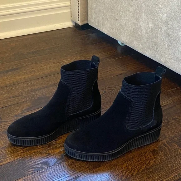 Aerosoles Barnstormer Platform Booties, Size 6 - Picture 7 of 7